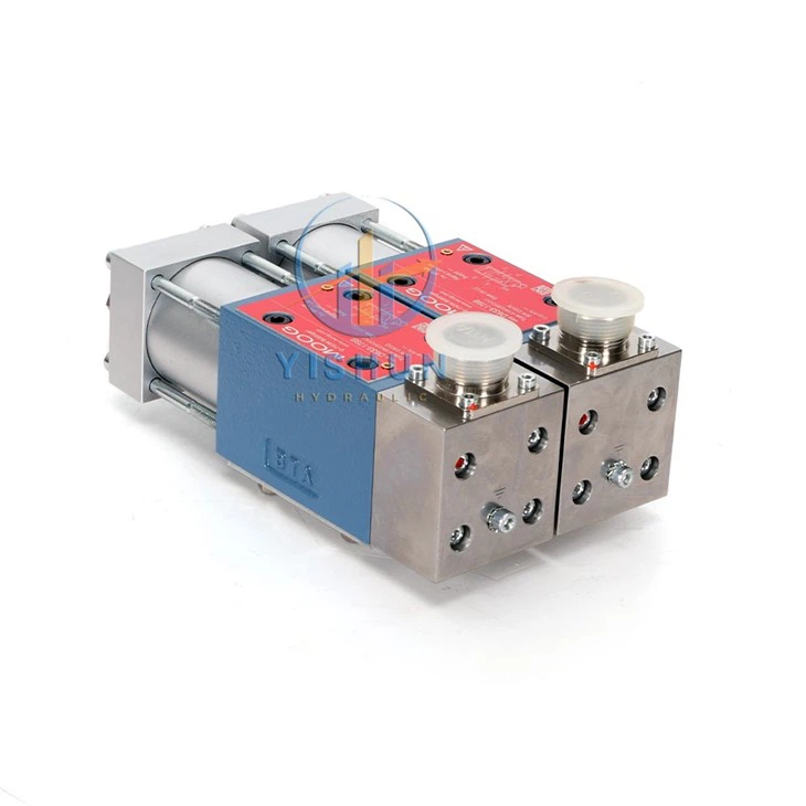 Moog D633-7105 Valve - Image 2