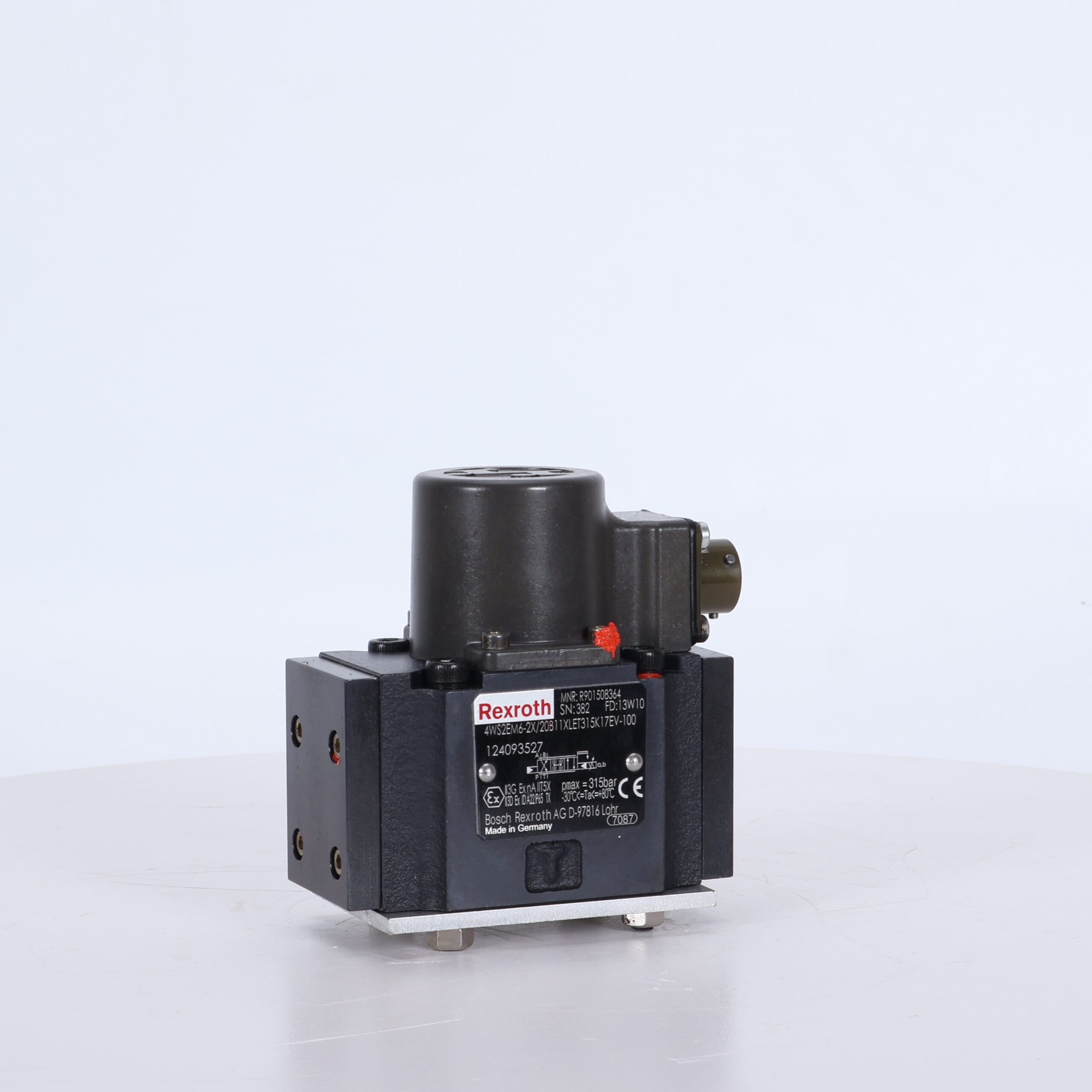 Bosch Rexroth 4WSE2EM-6 Directional Control Servo Valve