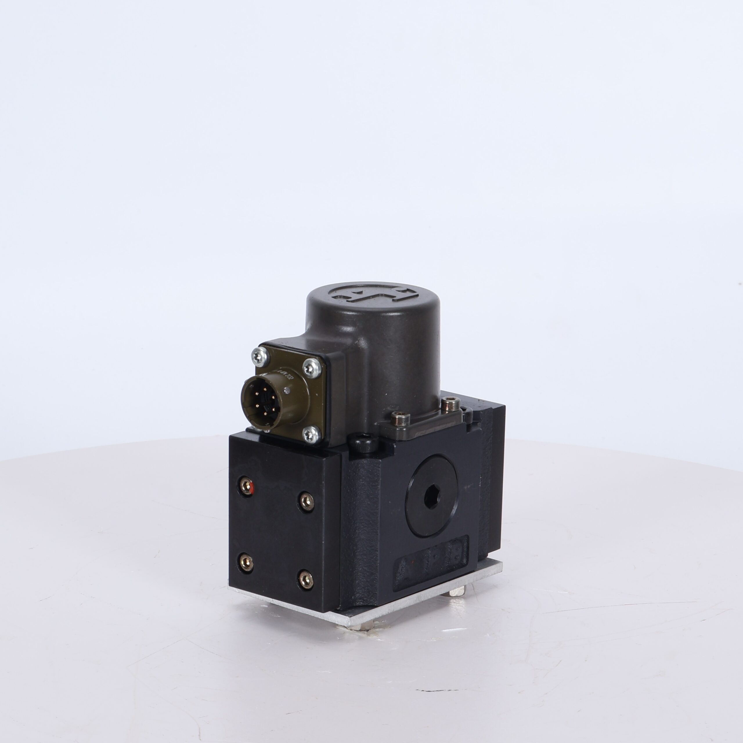 Bosch Rexroth 4WSE2EM-6 Electro-Hydraulic Servo Valve