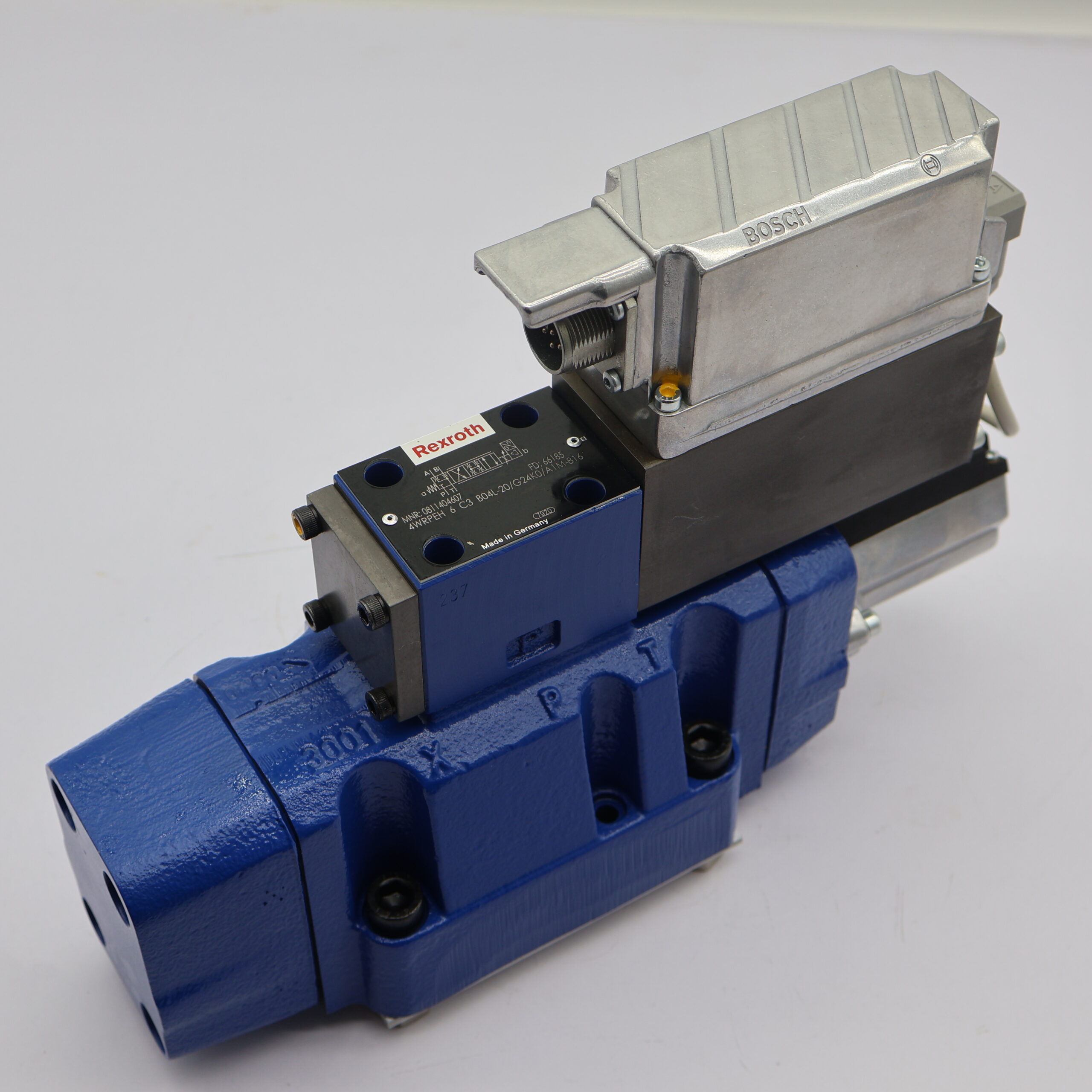 Bosch Rexroth 4WRLE-16 Servo Valve Rexroth 4WRLE-16 high-precision electro-hydraulic servo valve