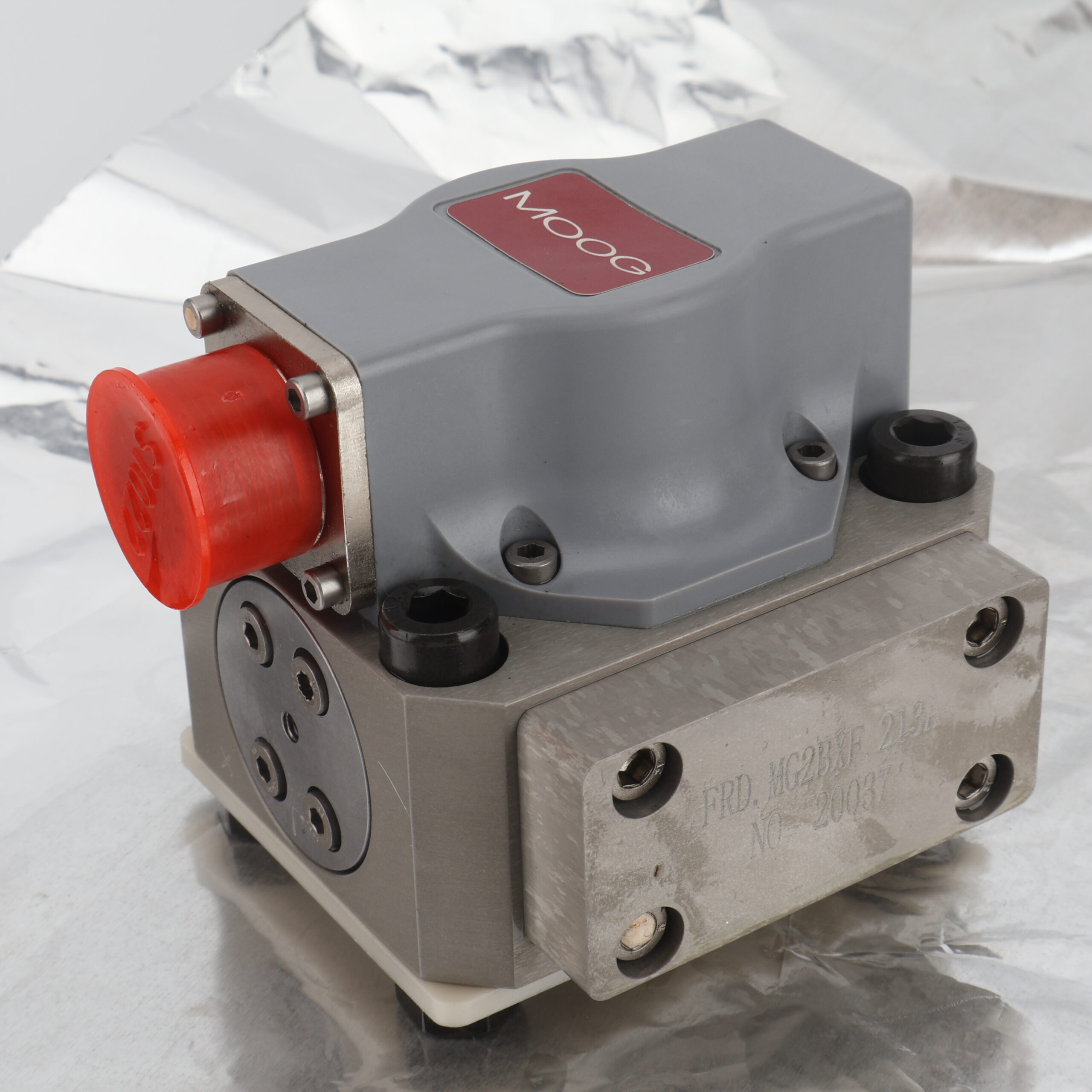 Moog G761-3034B Servo Valve Front Moog G761-3034B Electro-Hydraulic Servo Valve Front View