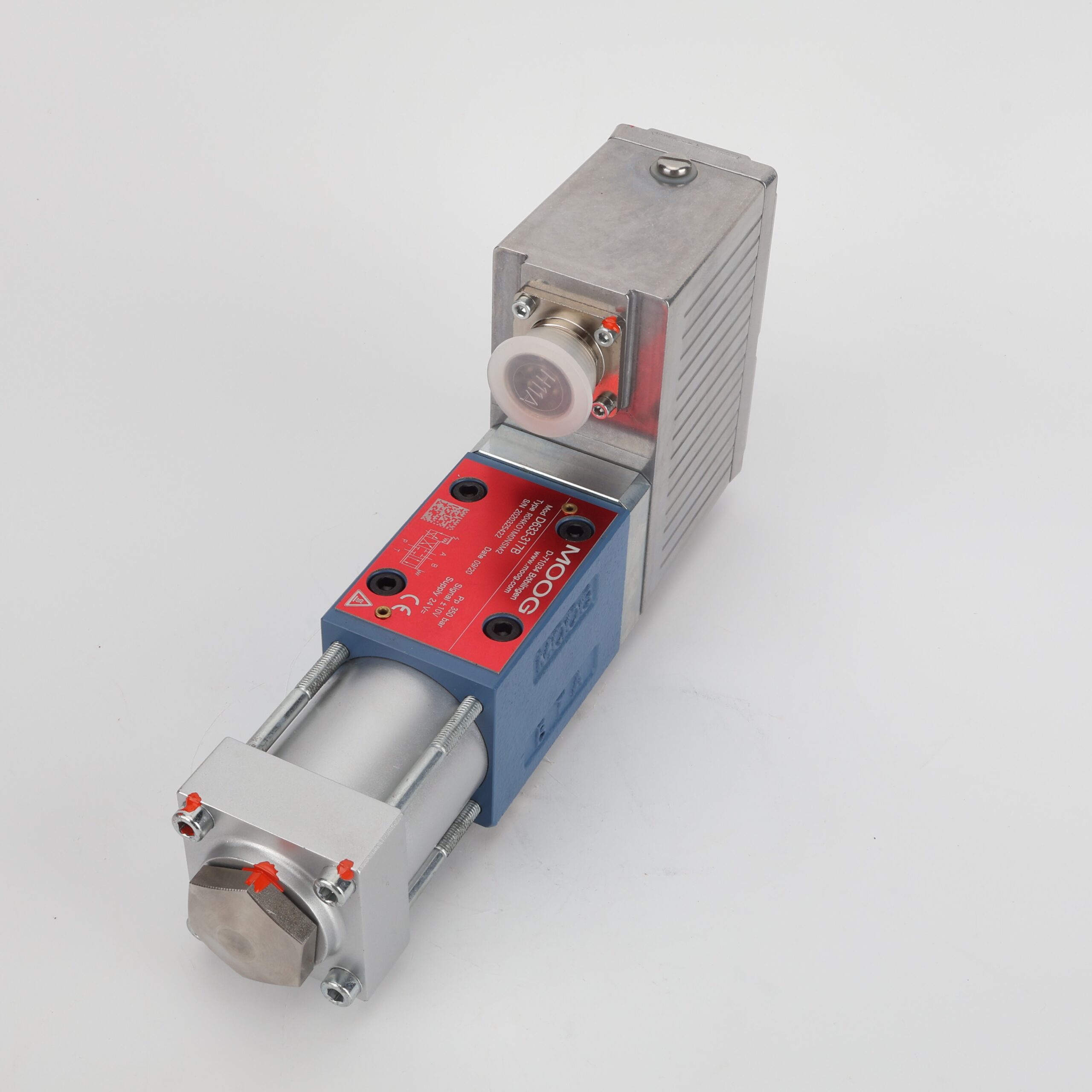 Moog D633-317B servo valve front view